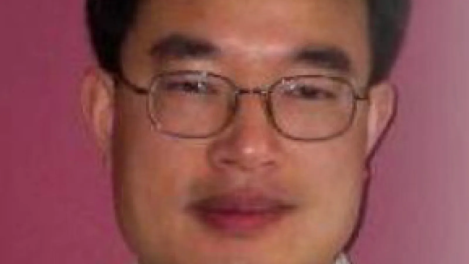 Zucai Suo headshot